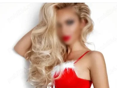 Blondina, masaj si deplasare doar la hotel