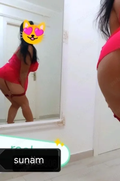 MILF!! Deplasari sau la mine fac si party !!