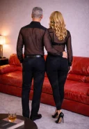 Bună! Sunt un domn discret, manierat pentru un cuplu swingers sau pentru o doamnă domnișoară! - imagine 2