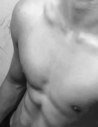 Bărbat stilat pentru doamne și domnișoare!