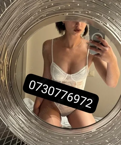 Doar un apel ne desparte