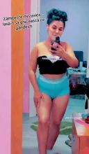 Bruneta cu forme - imagine 4