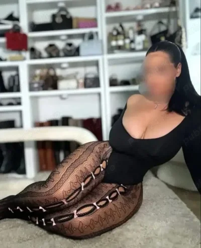 REBECCA ! Nouă în oras - party