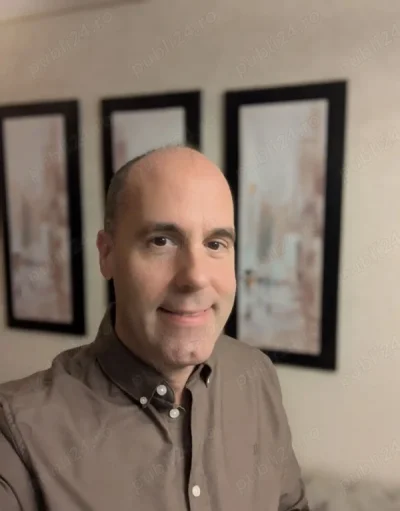 Bărbat străin caută femeie tânără în Brașov