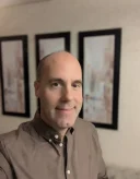 Bărbat străin caută femeie tânără în Brașov - imagine 1