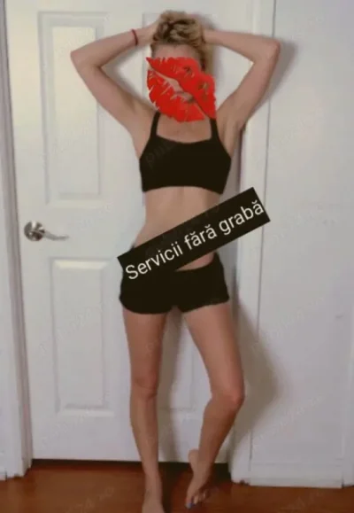 Andreea blondă slăbuță