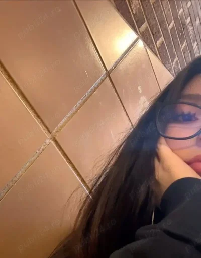 Bună:) sunt timidă, sună mă când vrei .