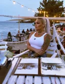 Irina nouă în oraș ! Party Girl - imagine 2