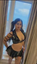 Bună ma numesc Denisa sunt noua doar Doua zile - imagine 2