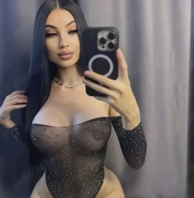 Bună sunt Lorena o bruneta sexy