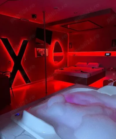 Relatie Discreta cu Beneficii Financiare Fata maritata și Domnișoara Dornica de Sustinere Financiara