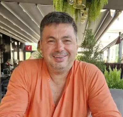 Barbat submisiv obedient caut barbat sa-l rezolv