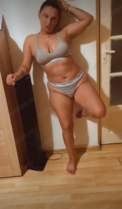 Show Web Mătură Fetish