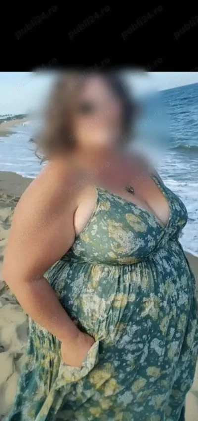 Voluptoasa matura 45 ani