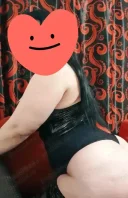 Nouă în zonă, pirce în limbă - imagine 1