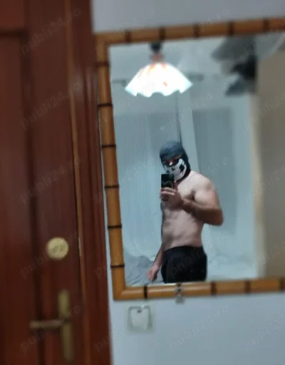 Bull pentru cupluri sau femeie singure.