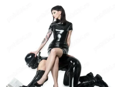 Nouă în orașul tău !! (Strap on) pentru bărbații