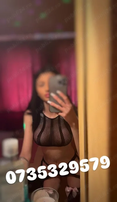 Brunetă skinny! zona plazza