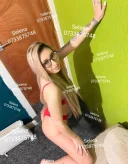 SELENA poze reale nouă în oraș - imagine 1