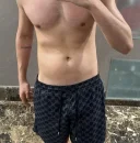 Pentru doamne, domnisoare, si cupluri - imagine 1