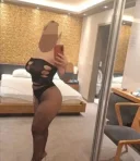 Excorta cuplu doamna si domn noi în oras - imagine 2