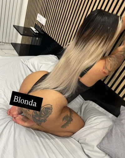 Gabriela nouă Siliconata piață Gorjului