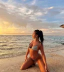 Doamna milf sexy - imagine 2