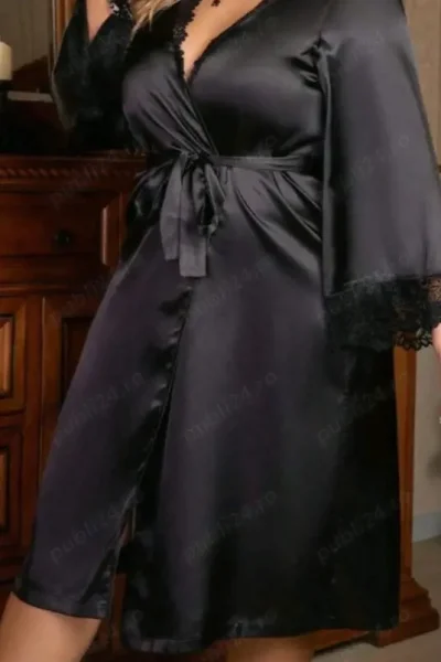 Doamna cu forme plăcute, matura