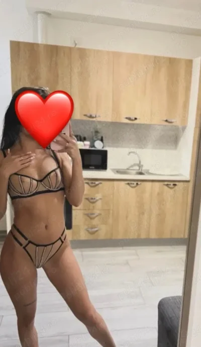 Buna sunt Andra Noua in oraș!!!! Servici totale