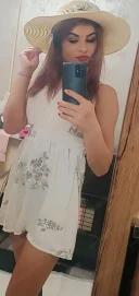 Buna sunt iulia - imagine 3