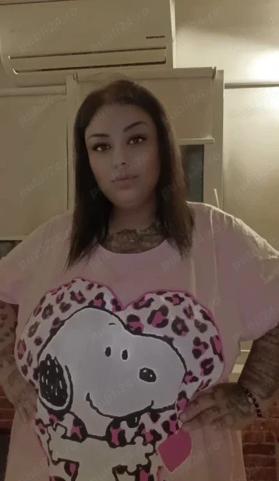 Sunt o escortă plinuță