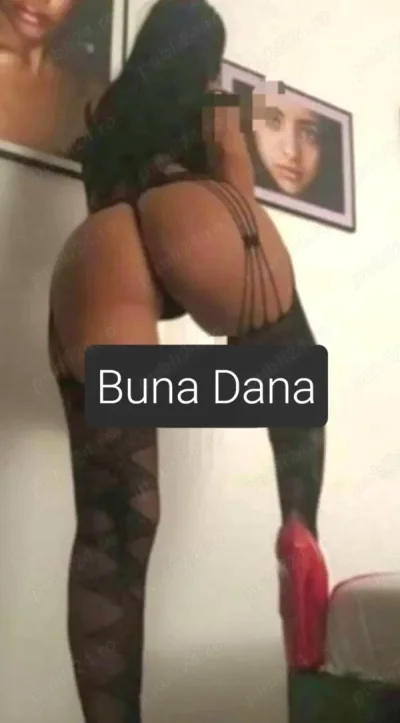 Bună dana party deplasare la mine sau la tine Deplasare