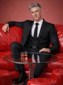 Bună! Sunt un domn discret, manierat pentru un cuplu swingers sau pentru o doamnă! - imagine 1