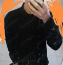 Băiat 18 ani ofer servicii intime în schimbul angajări dacă s ar putea ca cameristă hotel - imagine 1