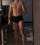 Doar pentru fete și femei - imagine 1