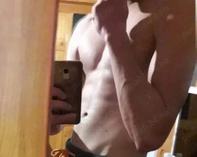 Doar pentru doamne și domnișoare