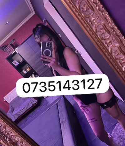 Bruneta ,23ani-Calea Victoriei