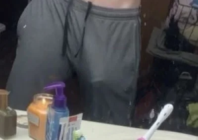 Tanar 19 ani dotat xxl21cm deschis la orice