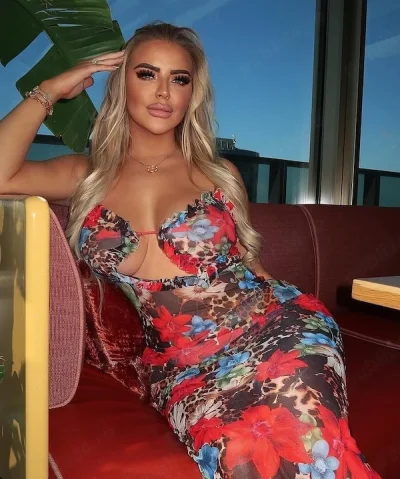 Corina Matura 40 ani