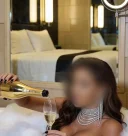 Escorta de Lux, saten inchis, 1, 60 inaltime, 35 de ani, siliconata - imagine 4