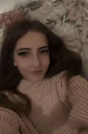 Buna, sunt Emma, pentru câteva zile la tine în oraș - imagine 1