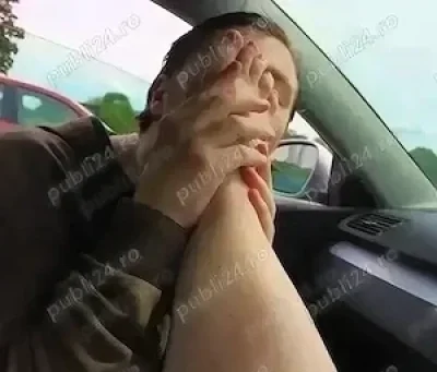 Matur caut doamna pt adorarea picioarelor indiferent varsta sau aspectul fizic