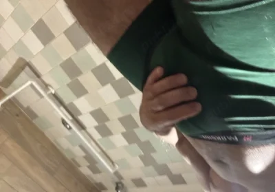 Băiat drăguț ofer momente intime