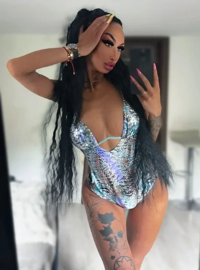 Show web Bucuresti Transexuala reală siliconată confirm watapp