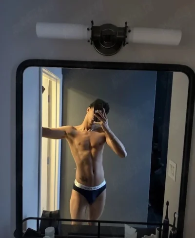 Andreas gay show web