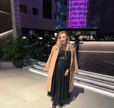 Buna sunt o fata matura