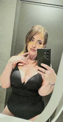 Doar deplasări! Pisicuță jucăușă. - imagine 1