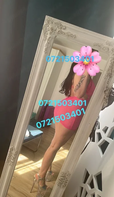 Poze 100% REALE ! brunetă cu forme!