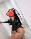 Brunetă Fierbinte - imagine 1