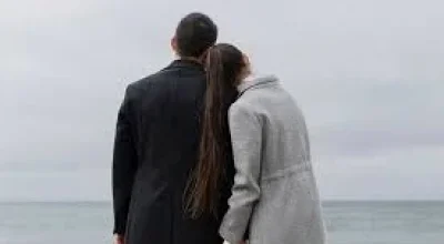 Cuplu elegant, deschis la experiențe căutăm o doamnă sau domnișoară